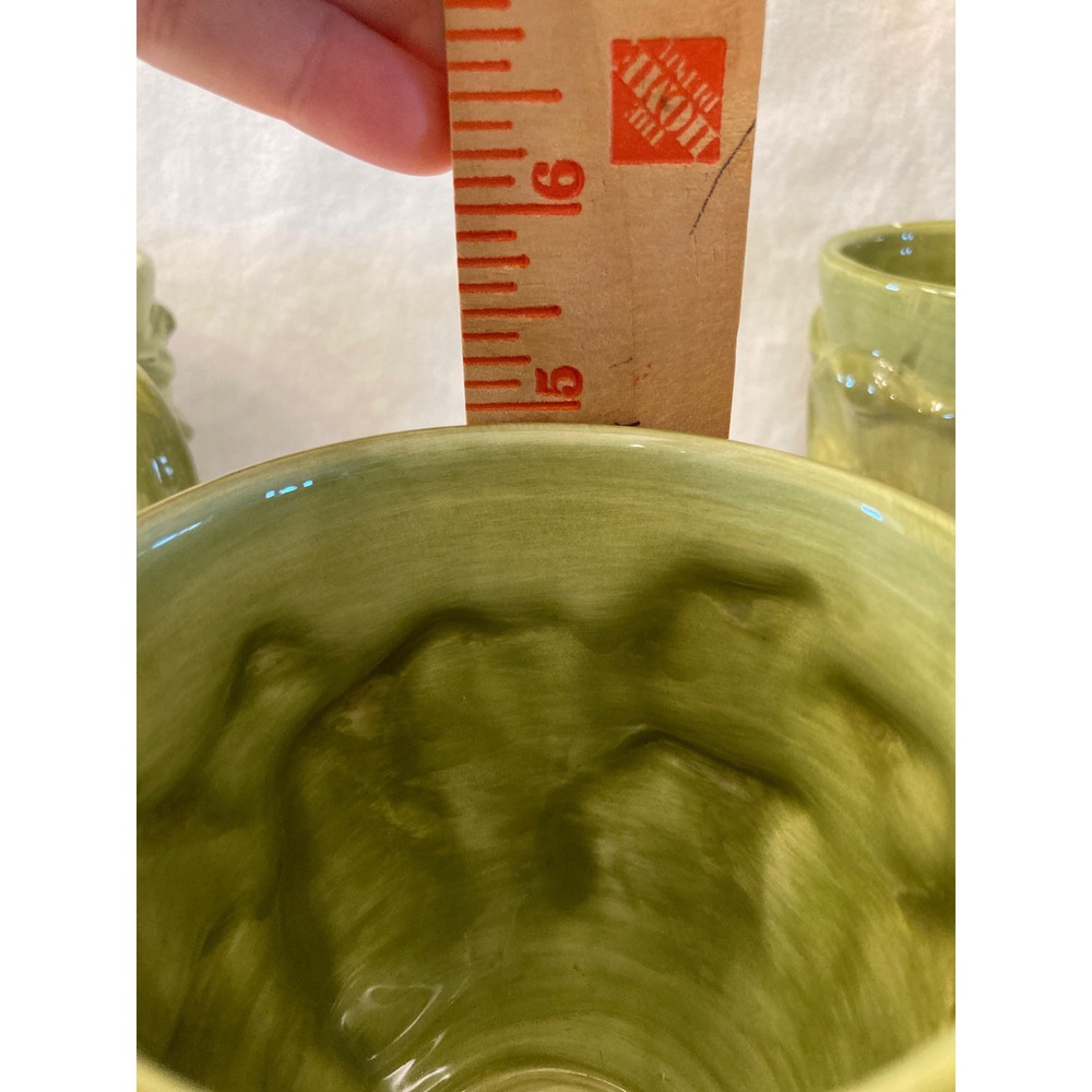 Roscher & Co Set of 3 Green Ceramic Footed Mugs Embossed Leaf Design - Picture 10 of 11
